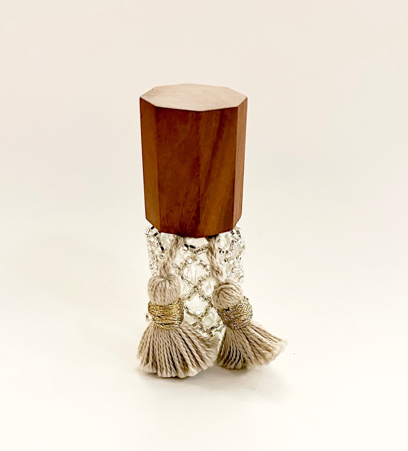 Beaded Tolāh